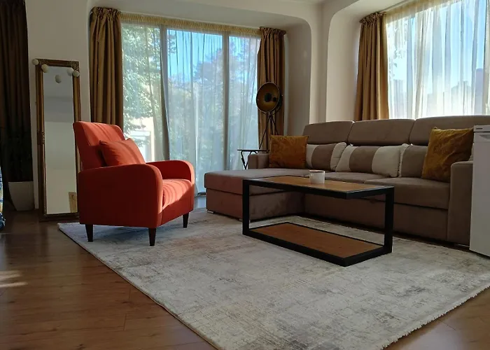 French Windows Studio Top Center Apartamento