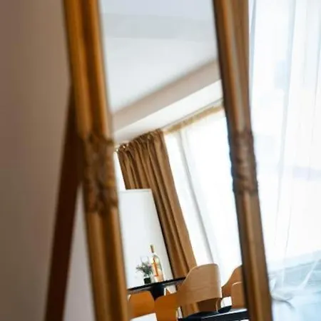 Cozy With French Windows * Filibe