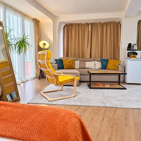 French Windows Center Daire *