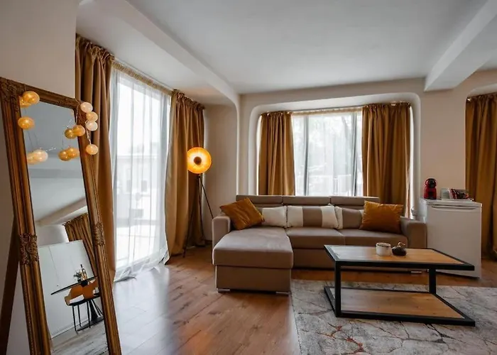 French Windows Center